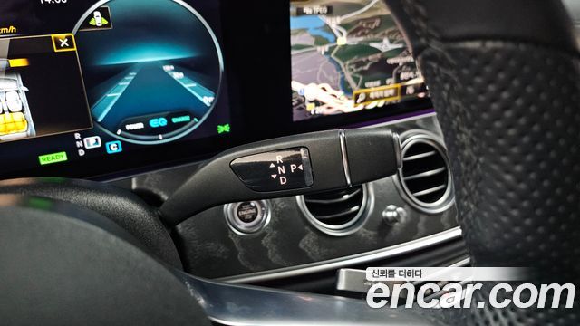 Mercedes-Benz E-Class E350 4MATIC AMG Line