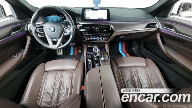 BMW 5-Series 530i xDrive M Sport Package Plus