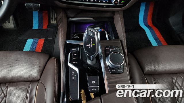 BMW 5-Series 530i xDrive M Sport Package Plus