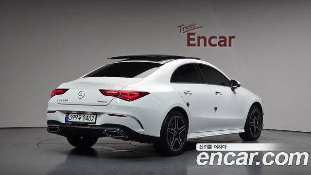 Mercedes-Benz CLA-Class CLA250 4MATIC