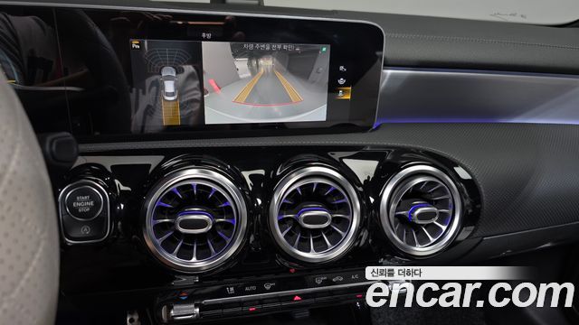 Mercedes-Benz CLA-Class CLA250 4MATIC