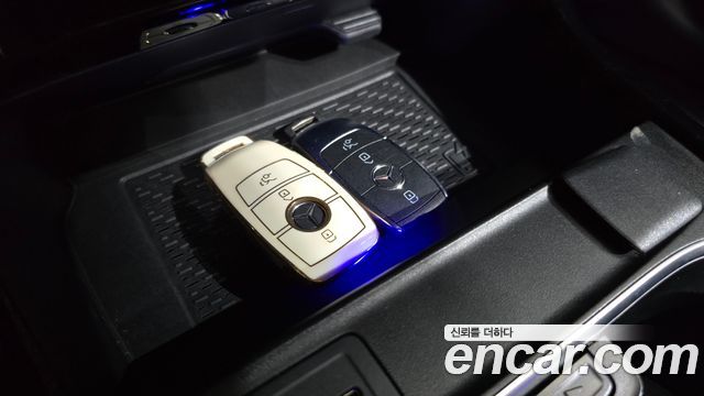 Mercedes-Benz CLA-Class CLA250 4MATIC