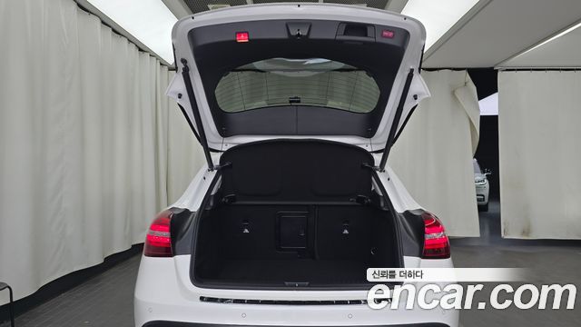 Mercedes-Benz GLA-Class GLA220 Premium