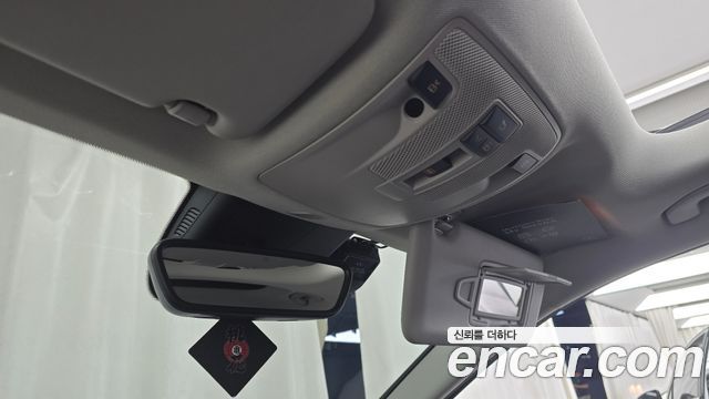 Mercedes-Benz GLA-Class GLA220 Premium