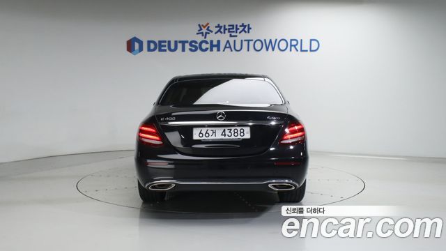 Mercedes-Benz E-Class E400 4MATIC Exclusive