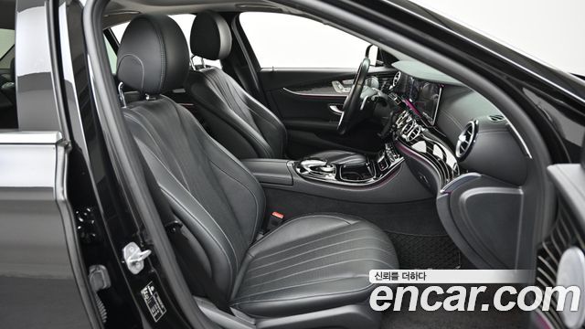 Mercedes-Benz E-Class E400 4MATIC Exclusive