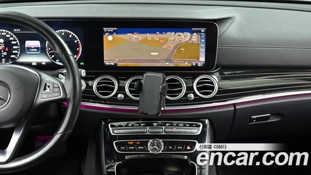 Mercedes-Benz E-Class E400 4MATIC Exclusive