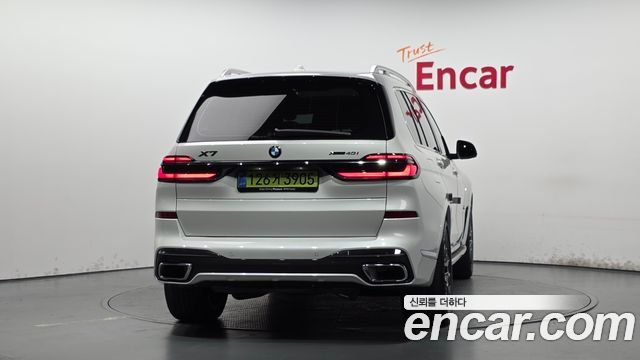 BMW X7 xDrive 40i M Sport 7STR