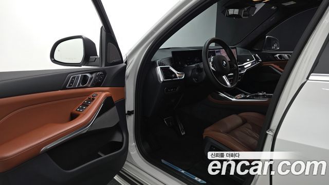 BMW X7 xDrive 40i M Sport 7STR