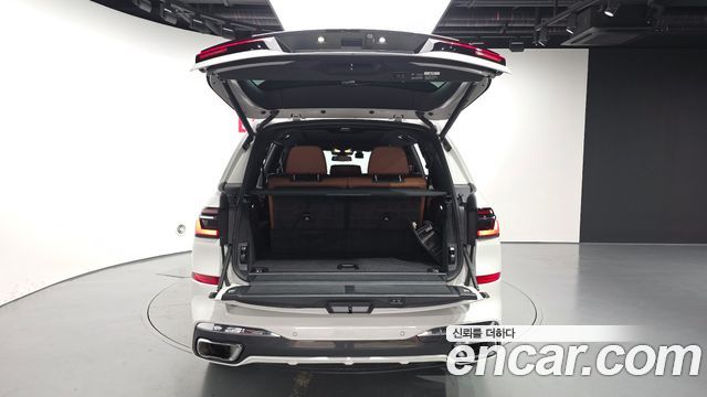 BMW X7 xDrive 40i M Sport 7STR