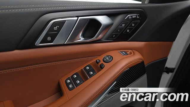 BMW X7 xDrive 40i M Sport 7STR