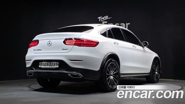 Mercedes-Benz GLC-Class GLC220 d 4MATIC Premium Coupe