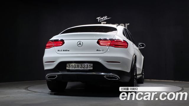 Mercedes-Benz GLC-Class GLC220 d 4MATIC Premium Coupe