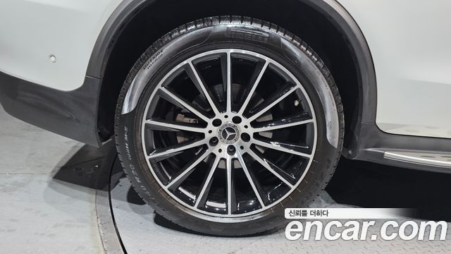 Mercedes-Benz GLC-Class GLC220 d 4MATIC Premium Coupe