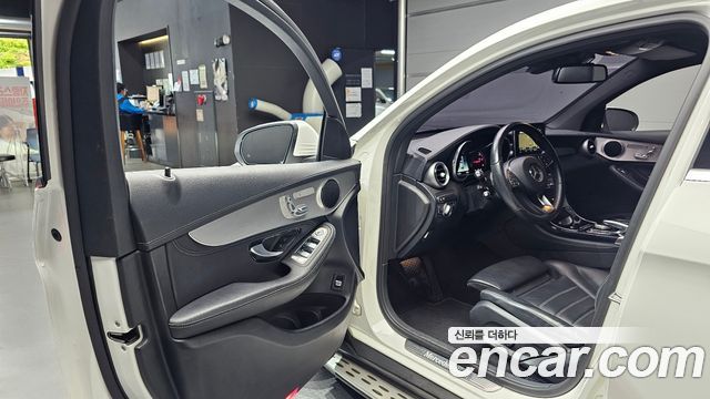 Mercedes-Benz GLC-Class GLC220 d 4MATIC Premium Coupe