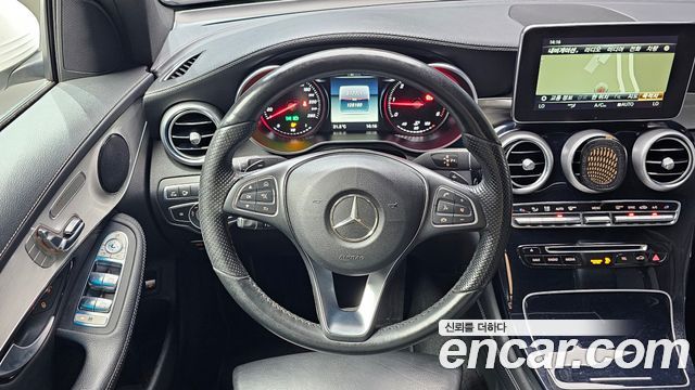 Mercedes-Benz GLC-Class GLC220 d 4MATIC Premium Coupe