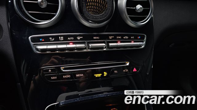 Mercedes-Benz GLC-Class GLC220 d 4MATIC Premium Coupe