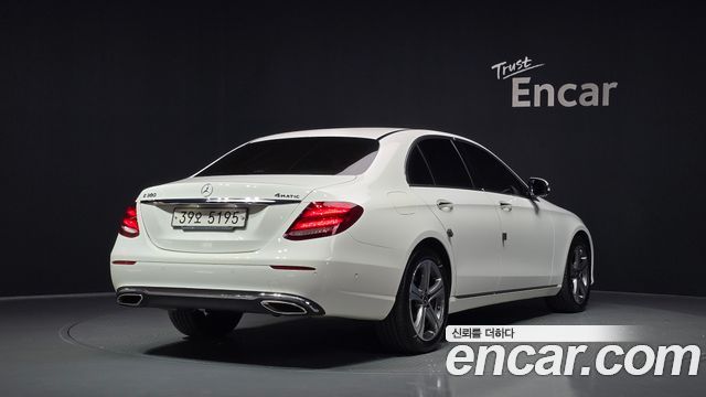 Mercedes-Benz E-Class E300 4MATIC AV Intelligent Drive