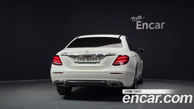 Mercedes-Benz E-Class E300 4MATIC AV Intelligent Drive