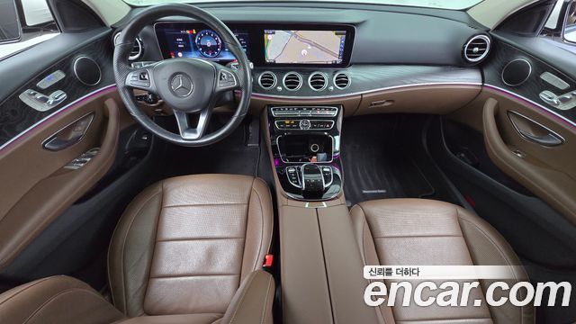 Mercedes-Benz E-Class E300 4MATIC AV Intelligent Drive