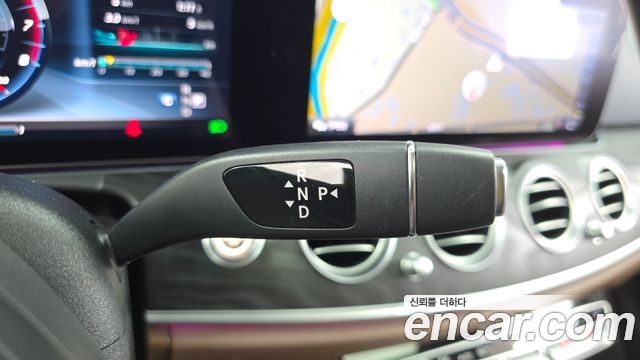 Mercedes-Benz E-Class E300 4MATIC AV Intelligent Drive