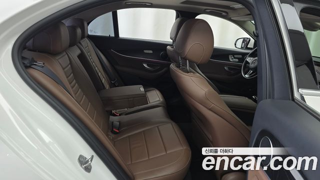 Mercedes-Benz E-Class E300 4MATIC AV Intelligent Drive