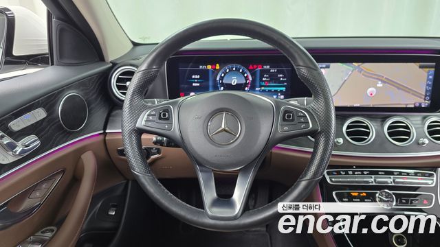 Mercedes-Benz E-Class E300 4MATIC AV Intelligent Drive
