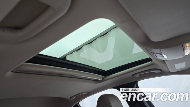 Mercedes-Benz E-Class E300 4MATIC AV Intelligent Drive
