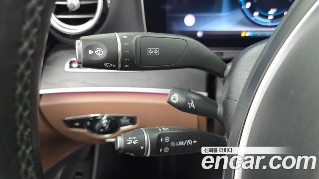 Mercedes-Benz E-Class E300 4MATIC AV Intelligent Drive