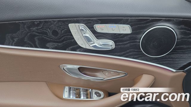 Mercedes-Benz E-Class E300 4MATIC AV Intelligent Drive