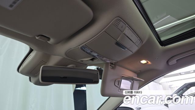 Mercedes-Benz E-Class E300 4MATIC AV Intelligent Drive