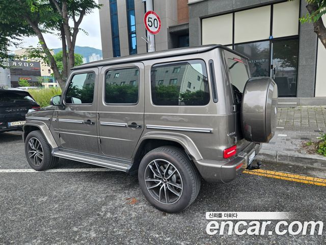 Mercedes-Benz G-Class G450d Manufaktur