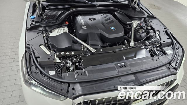 BMW 5-Series 530i xDrive M Sport