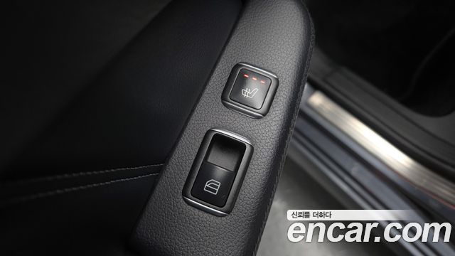 Mercedes-Benz E-Class E300 Elegance