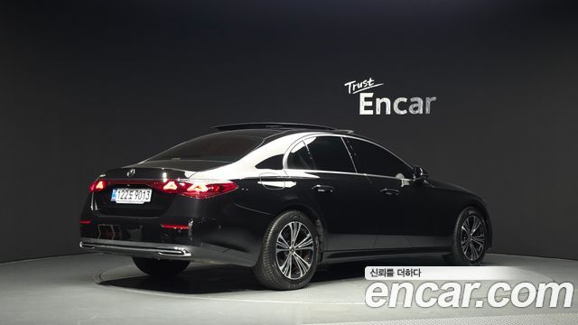 Mercedes-Benz E-Class E200 Avantgarde