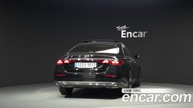 Mercedes-Benz E-Class E200 Avantgarde