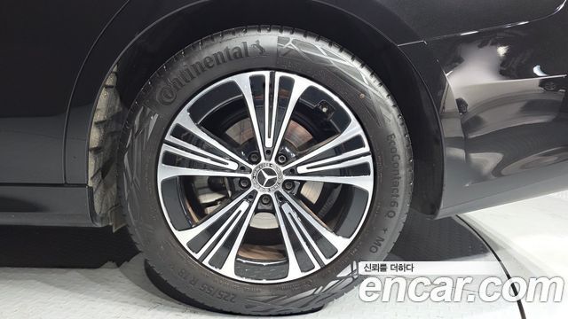 Mercedes-Benz E-Class E200 Avantgarde