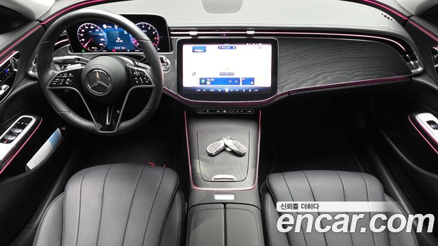 Mercedes-Benz E-Class E200 Avantgarde