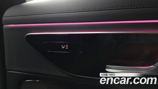Mercedes-Benz E-Class E200 Avantgarde