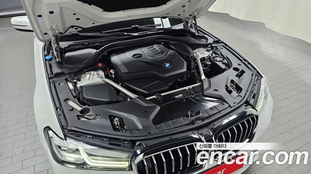 BMW 5-Series 520i M Sport