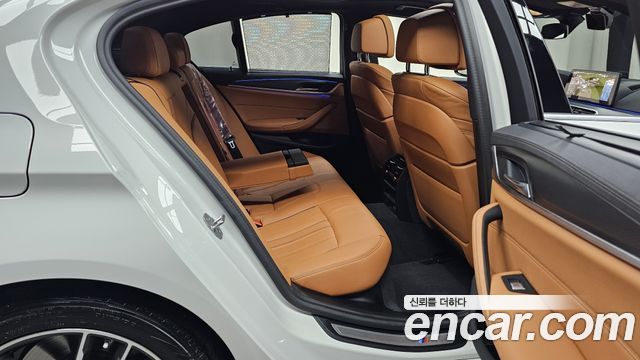 BMW 5-Series 520i M Sport