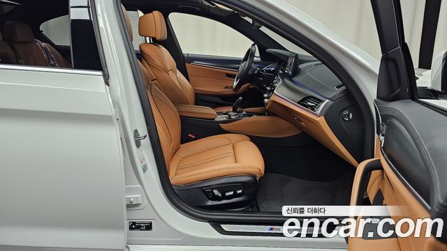 BMW 5-Series 520i M Sport