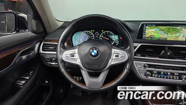 BMW 7-Series 740Li xDrive