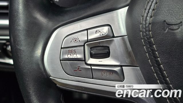 BMW 7-Series 740Li xDrive