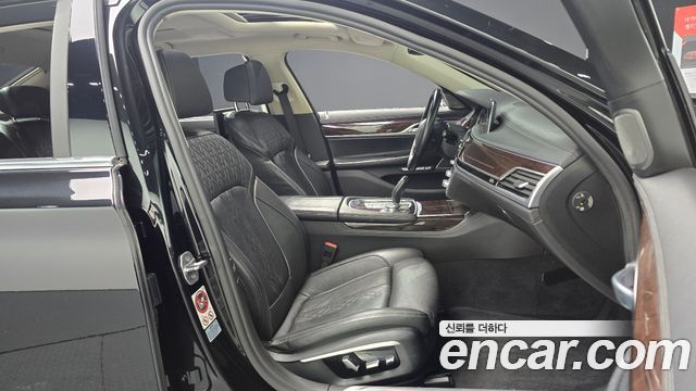 BMW 7-Series 740Li xDrive