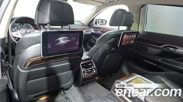 BMW 7-Series 740Li xDrive