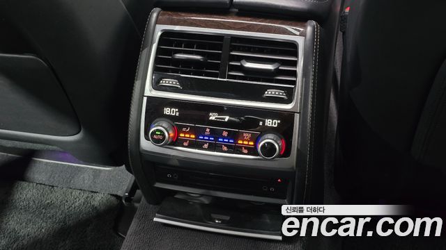 BMW 7-Series 740Li xDrive