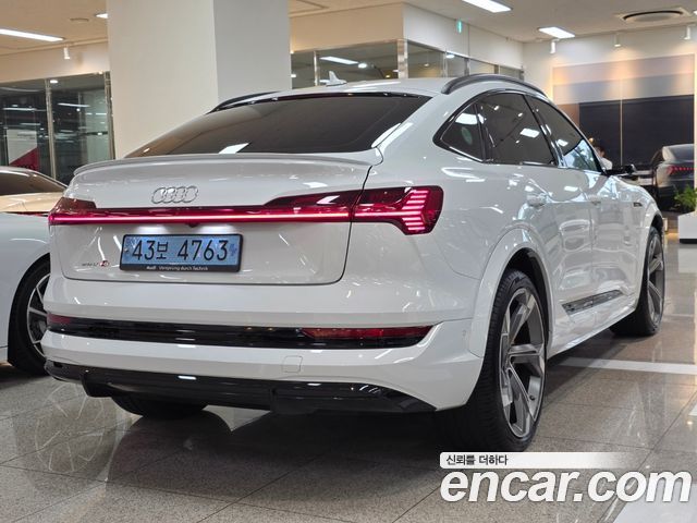 Audi e-tron S Sportback