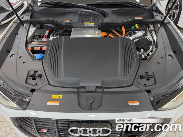 Audi e-tron S Sportback