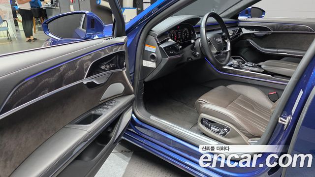 Audi A8 60 TFSI Quattro LWB